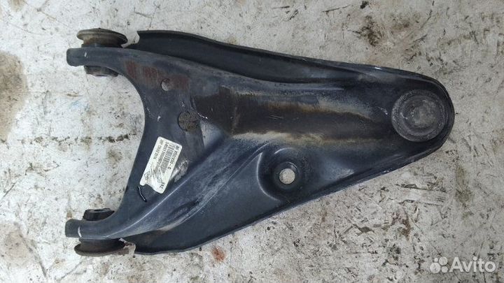 Рычаг подвески передний левый Renault Sandero 2