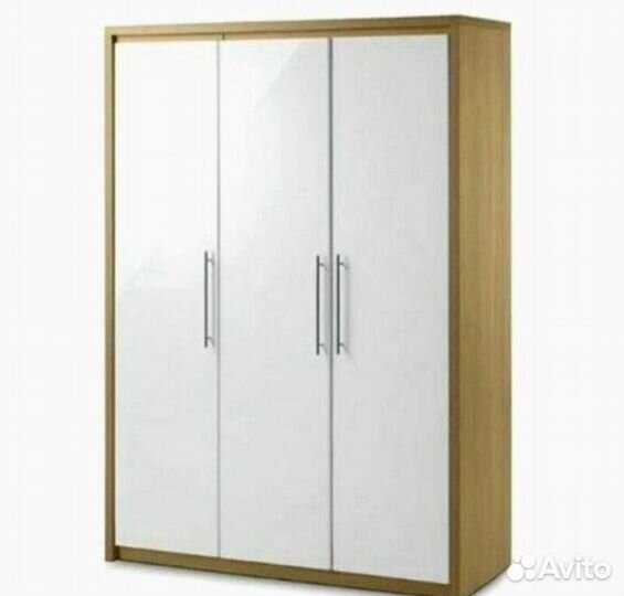 Распашной шкаф на балкон от производителя