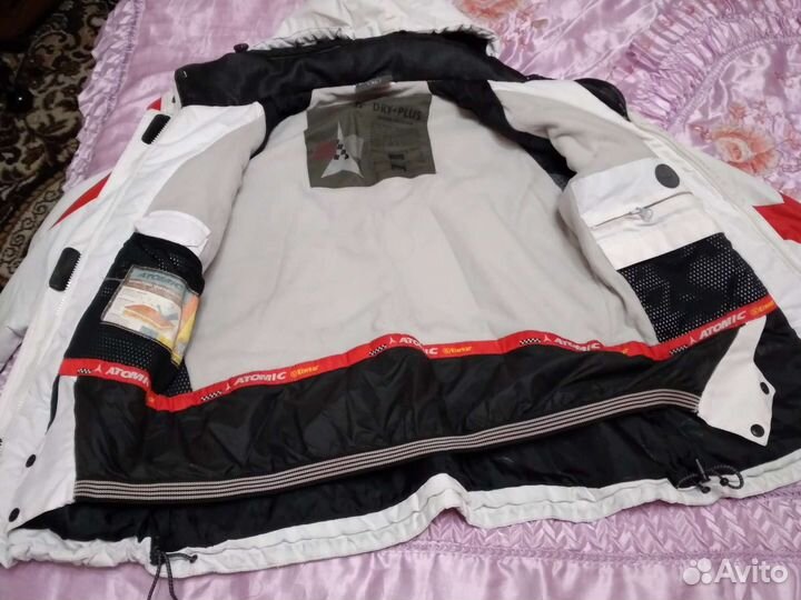 Женский спртивный костюм atomik