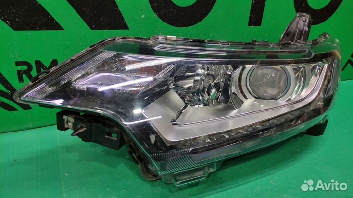 Фара левая Mitsubishi Outlander 3 рестайлинг