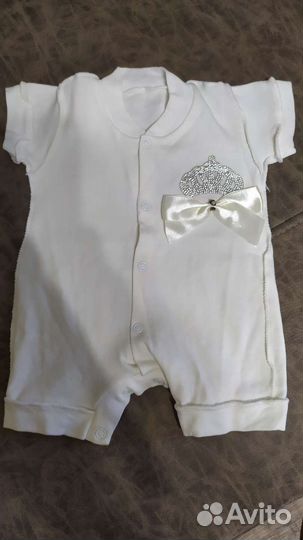 Уголок на выписку (уголок, бант, шапочка, расп-ка)