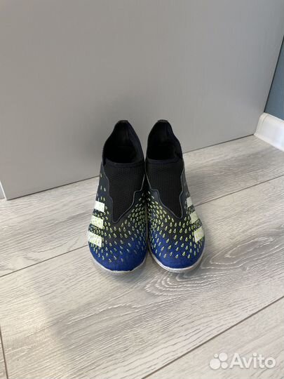 Бутсы футзалки adidas 36р
