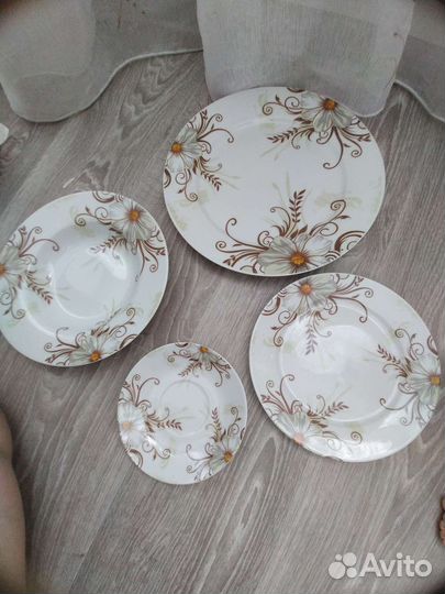 Набор столовой посуды на 6 персон