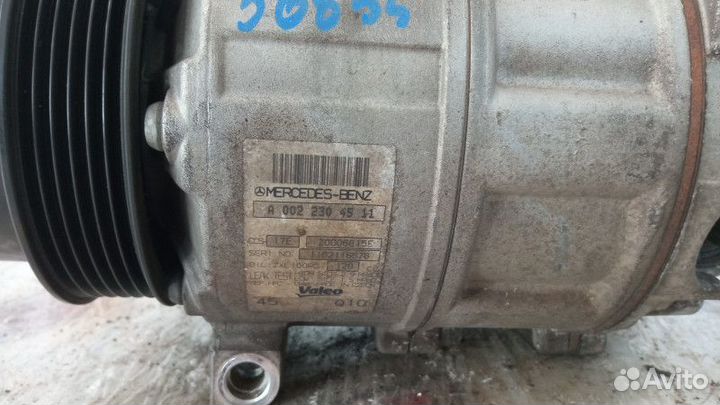 Компрессор кондиционера Мерседес W204