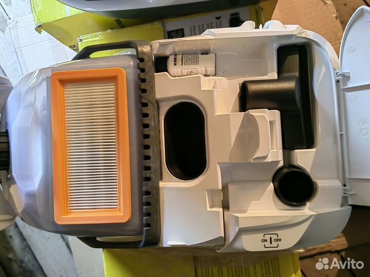 Пылесос Karcher DS6 Premium