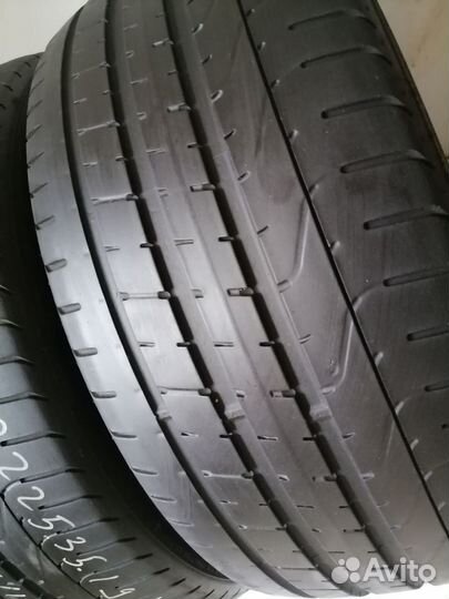 Pirelli P Zero 225/35 R19 101