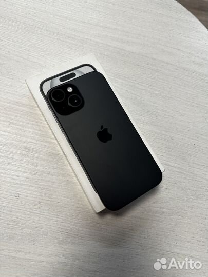 iPhone 15, 128 ГБ