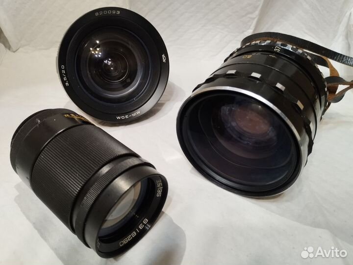 Старые фотоаппараты, объективы, вспышки