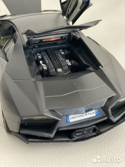 Модель lamborghini Reventon 1:18