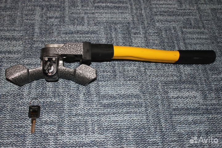 Замок универсальный противоугонный руль/торпеда