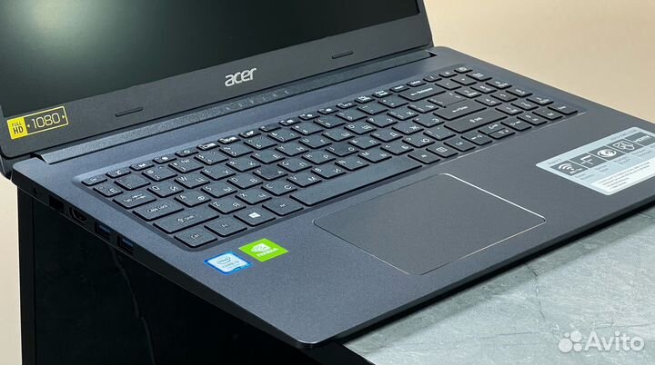 Игровой Acer i3-7020U/ MX130/ 8GB/ SSD/ Full HD