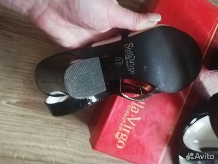 Босоножки женские 35 размер