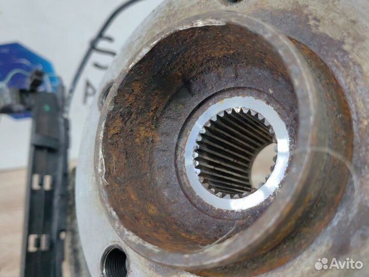 Кулак задний правый Bmw X5 E70 N62B48 2007