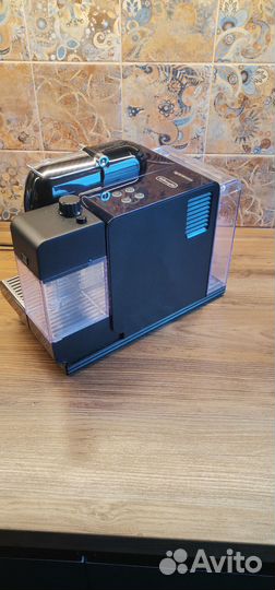 Кофемашина delonghi nespresso EN520. BL