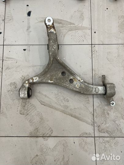 Оригинальные рычаги W166