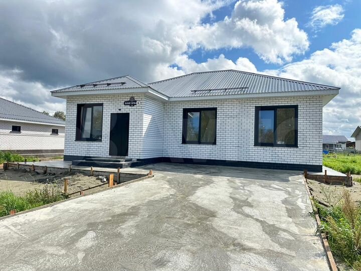 Дом 100 м² на участке 7,7 сот.