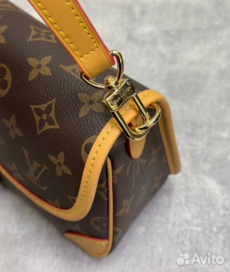 Сумка Louis vuitton через плечо кроссбоди