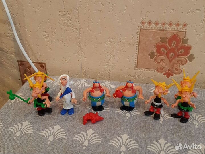 Игрушки из киндера