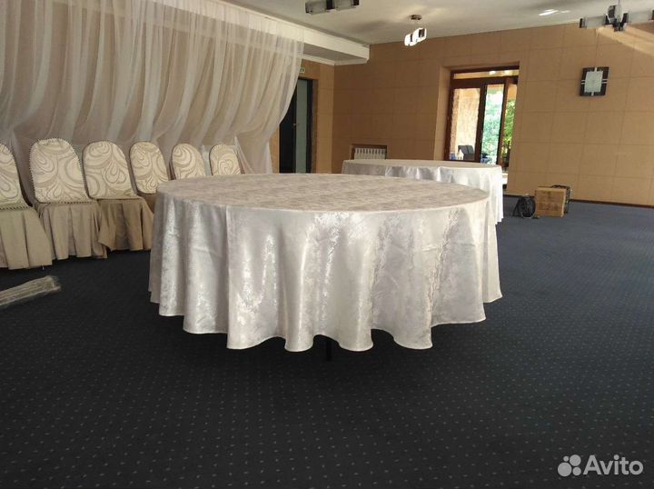 Скатерть круглая белая на банкетный стол 6 шт