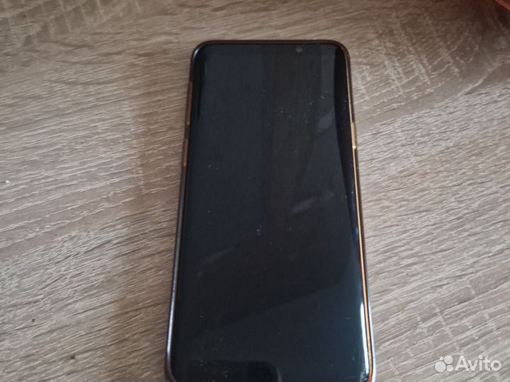 Samsung Galaxy S9, 4/64 ГБ