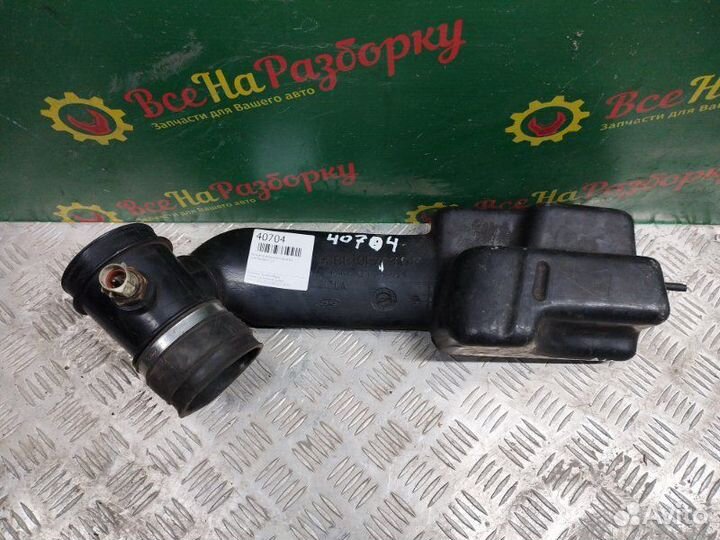 Резонатор воздушного фильтра Ford Mondeo 1 1.8