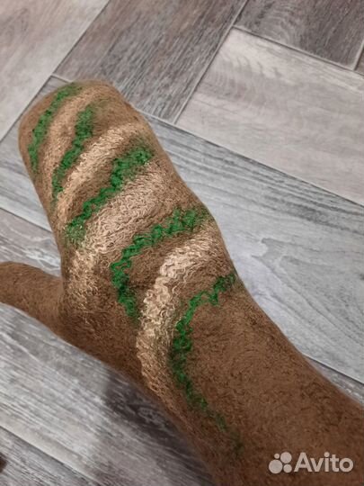 Рукавицы валяные коричневые