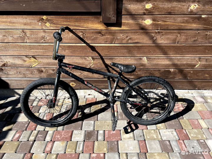 Трюковой велосипед BMX Justice Wethepeople