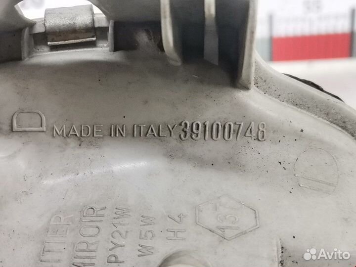 Фара правая Renault Twingo 2-й рест. 2003