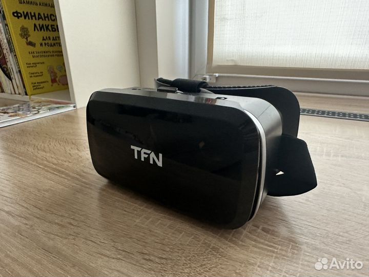 Очки виртуальной реальности с пультом