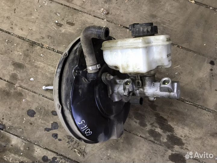 Вакум тормозной Volkswagen Golf 5
