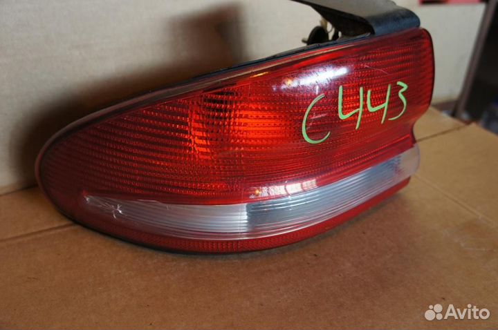 Фонарь задний левый chrysler Concorde 1993-1997 3