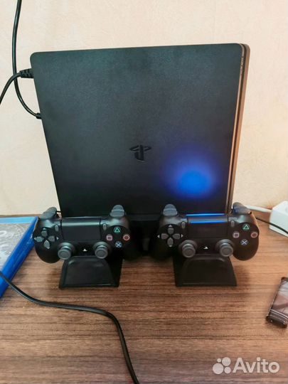 Ps4 на 1000гб с охлаждением и станцией зарядки