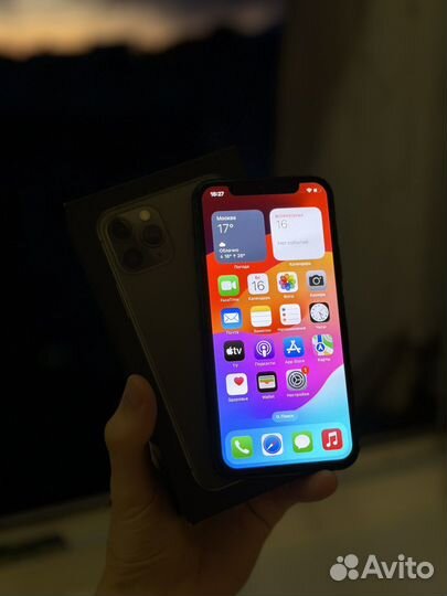 iPhone 11 Pro, 64 ГБ