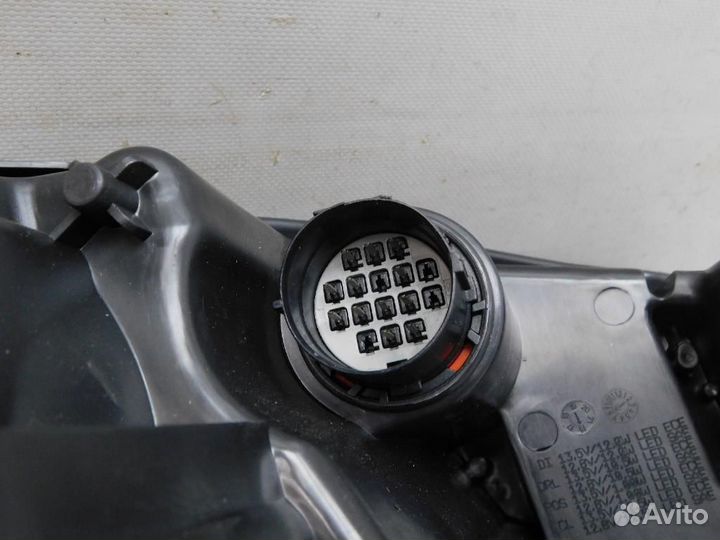 Фара левая Jaguar XF