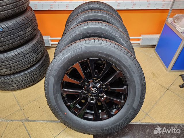 Колёса летние Тойота Ленд Крузер Прадо 150 R18