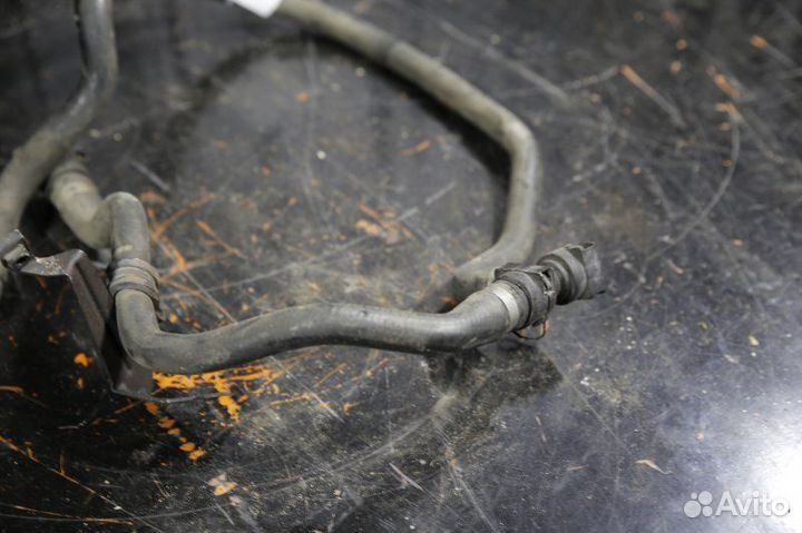 Патрубок охлаждения Land Rover Range Rover L322