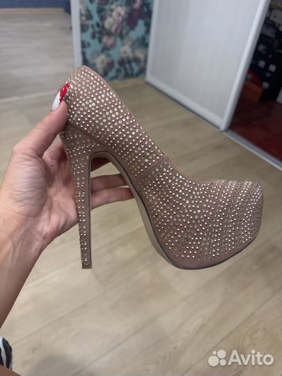 Продам туфли