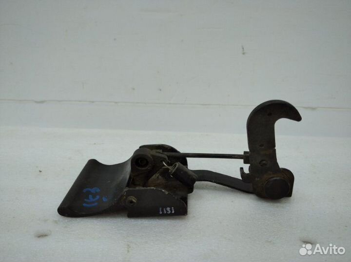 Крюк замка капота Hyundai Tucson 3 TL до