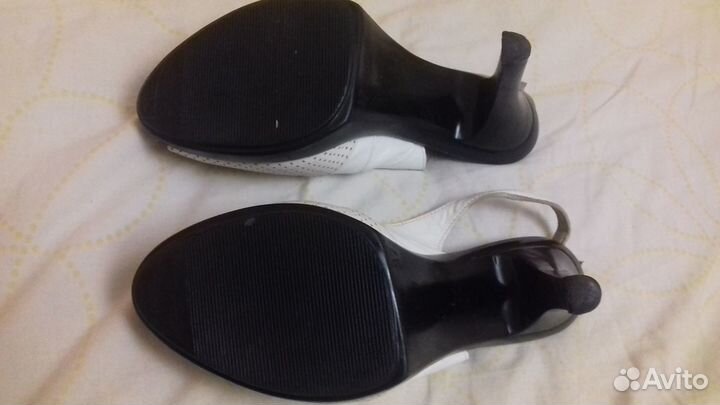 Босоножки натуральная кожа 37