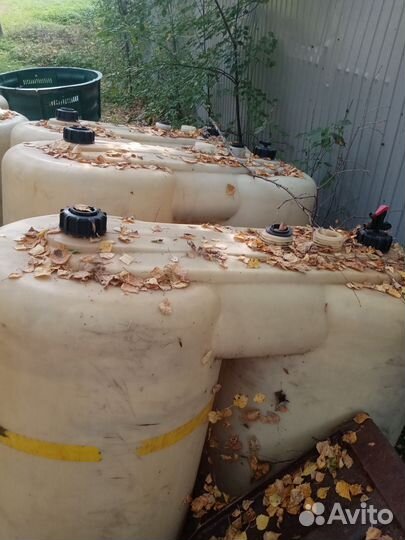 Большие бочки (канистры )