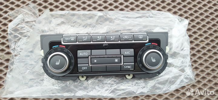 Блок климата Volkswagen Tiguan 5K0907044HB