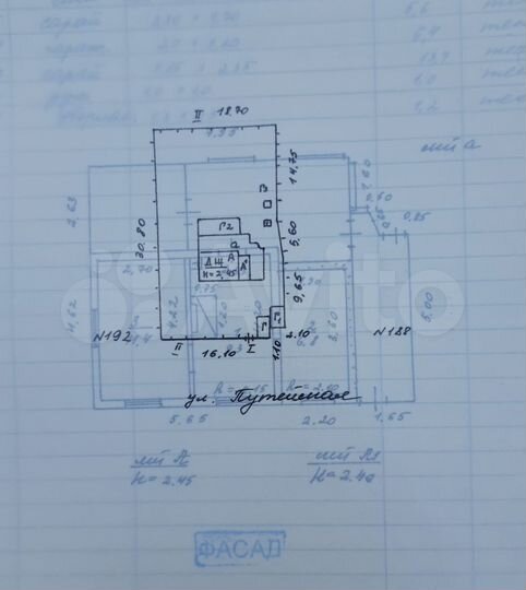 Дом 27,5 м² на участке 5,8 сот.