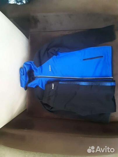 Спортивный костюм для мальчика 146-152