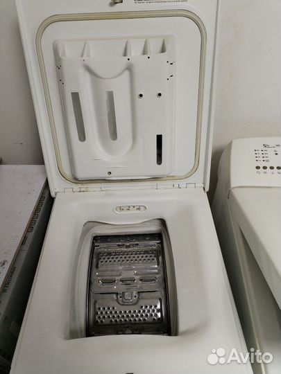 Electrolux с вертикальной загрузкой