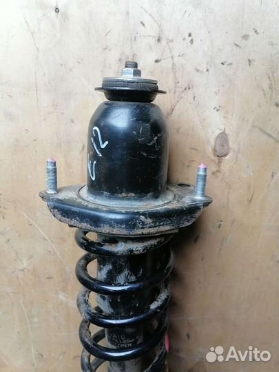 Задние амортизаторы с пружиной Corolla E120