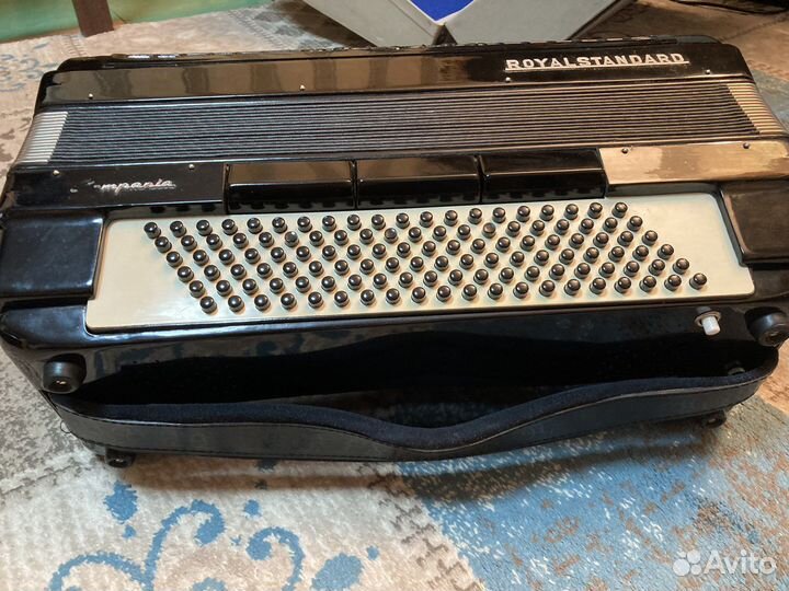 Аккордеон Royal Standard, Германия