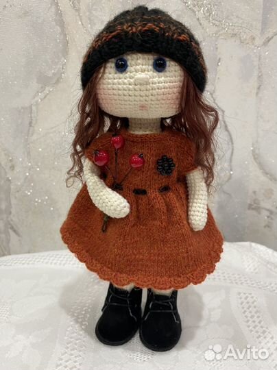 Вязаные игрушки куклы.Кукла интерьерная