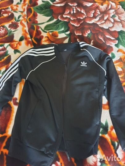 Спортивная кофта adidas