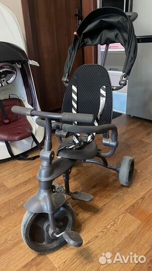 Детский велосипед трехколесный с ручкой