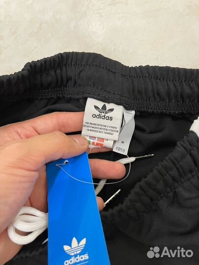 Спортивные штаны Adidas